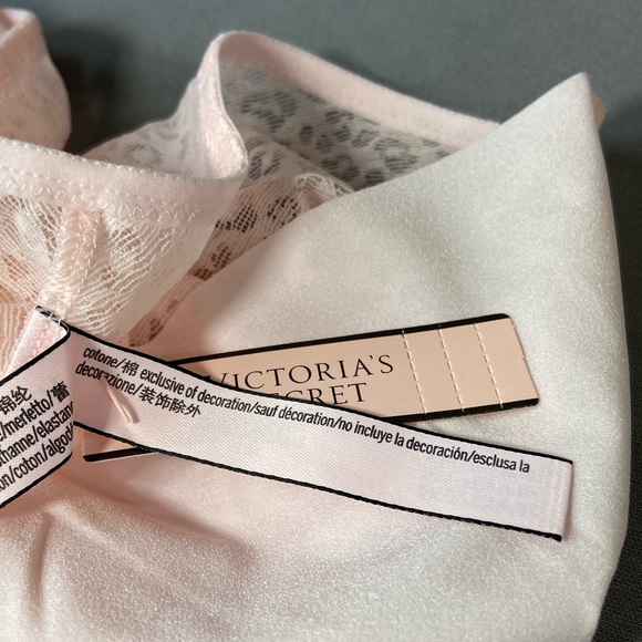 Victoria’s Secret Pink Lace Panties - Picture 15 of 16